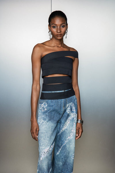 Kesikli Asimetrik Üst